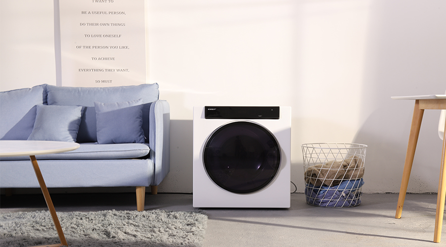 羽絨服，到底該不該用滾筒干衣機(jī)進(jìn)行烘干？