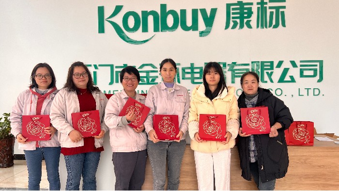 婦女節(jié)，溫暖每一顆心